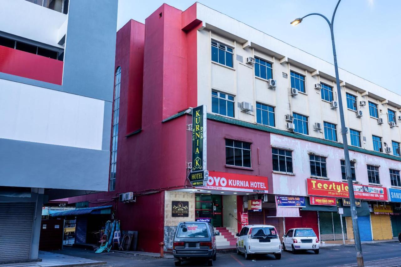 تاواو Oyo 89997 Kurnia Hotel المظهر الخارجي الصورة